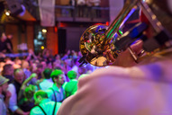 Ernis Blick auf die Tanzfläche - Oktoberfest in Hamburg 2016